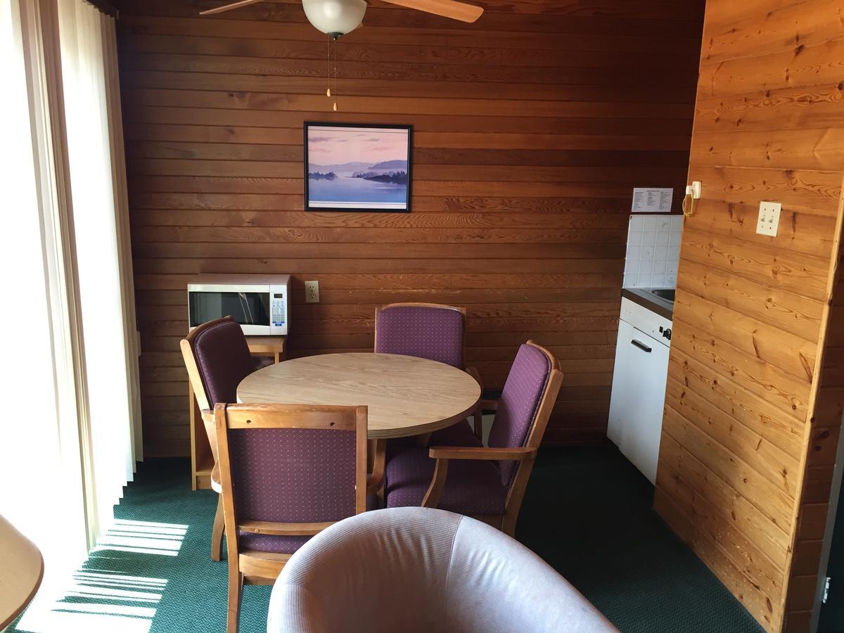 Falcon Lake Hotel المظهر الخارجي الصورة