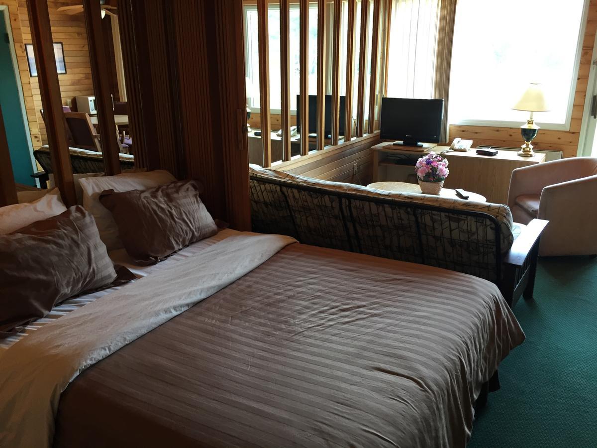 Falcon Lake Hotel المظهر الخارجي الصورة
