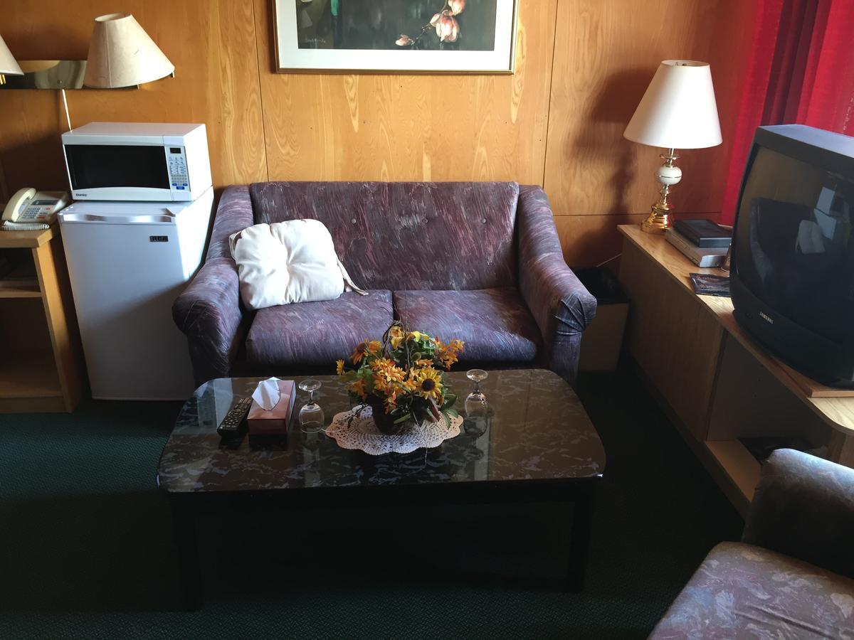 Falcon Lake Hotel المظهر الخارجي الصورة