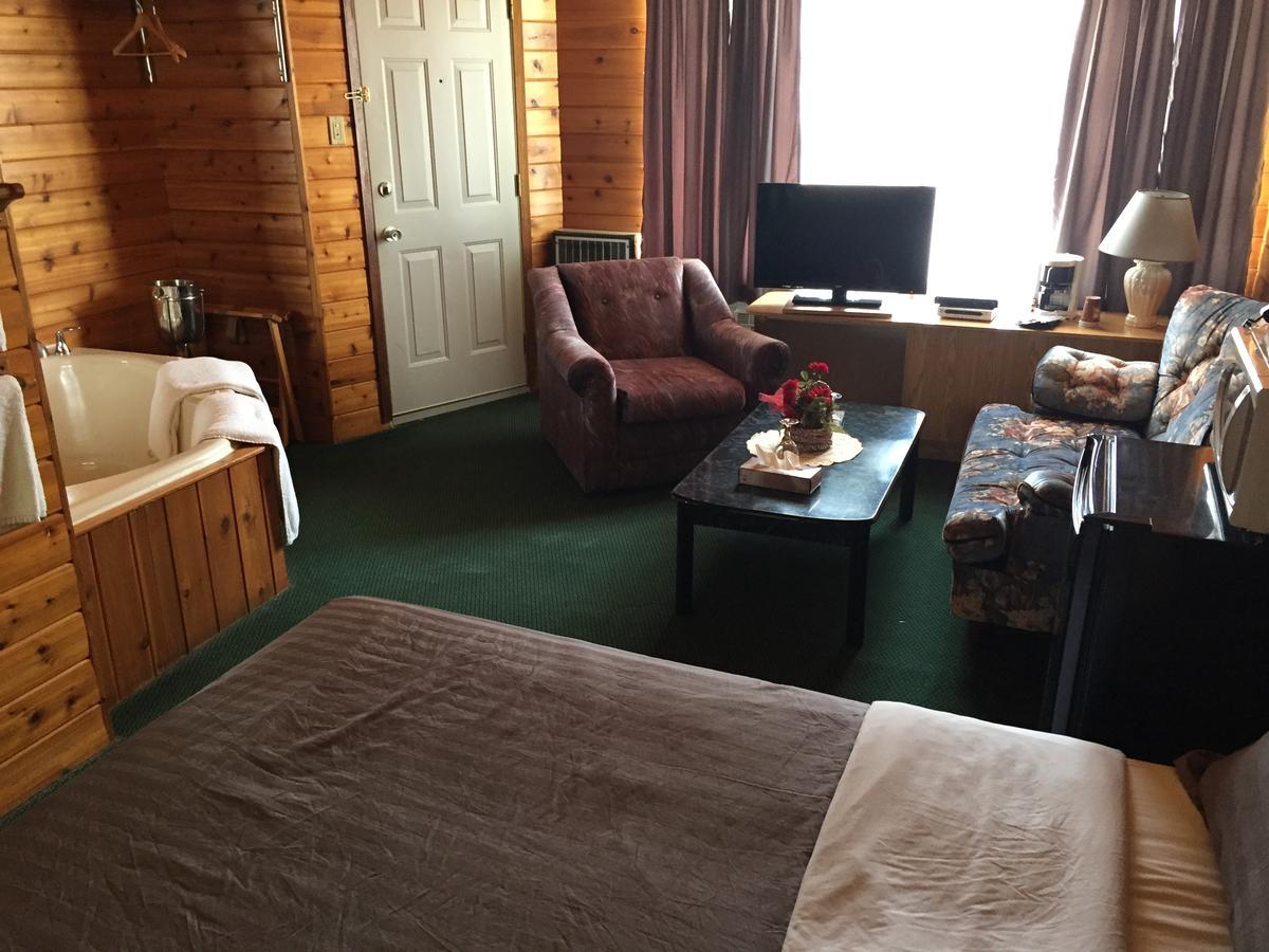 Falcon Lake Hotel المظهر الخارجي الصورة